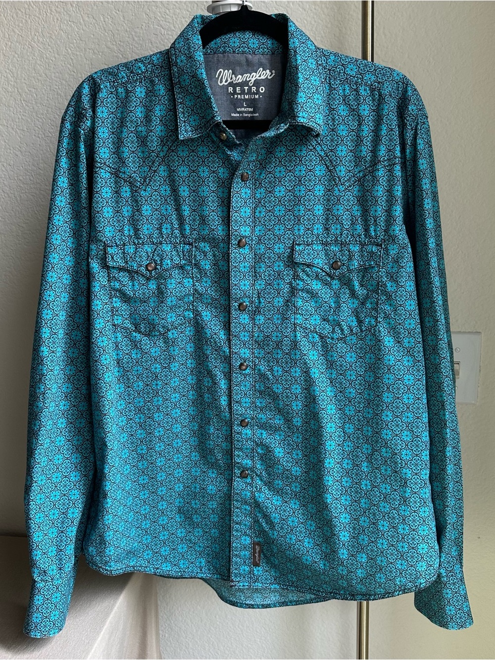 Wrangler Retro Blue Button Down Long Sleeve